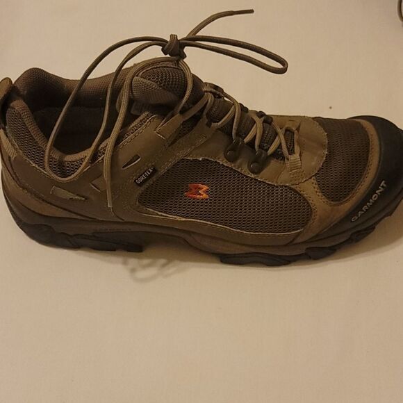 - Garmont Gortex men's hiking shoes size12